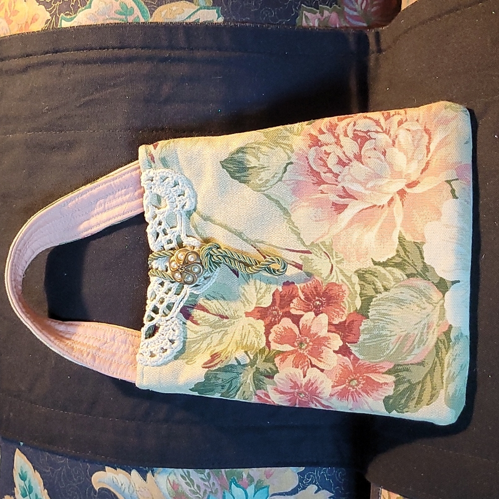 Victorian floral minibag